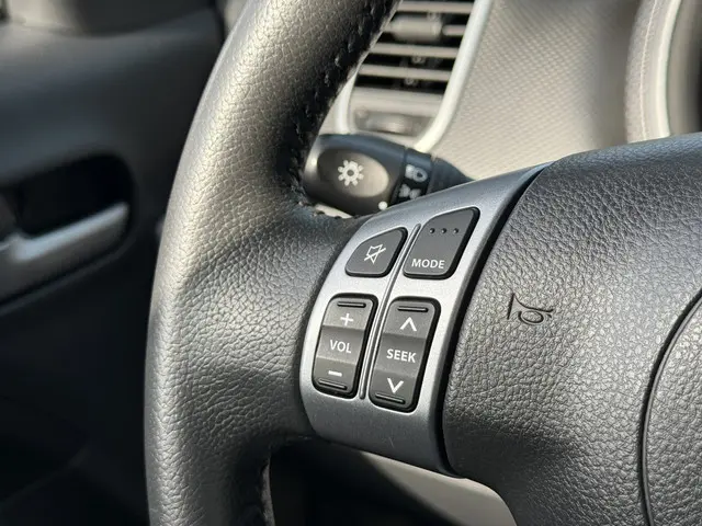 Suzuki Splash 1.2 Exclusive EASSS 2014 Benzine 23