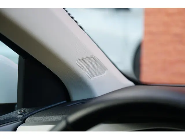 Volkswagen Polo 1.0 TSI Comfortline 2021 Benzine 25