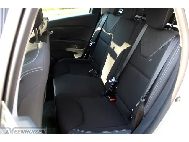 Renault Clio Estate 0.9 TCe Zen 2017 Benzine 11