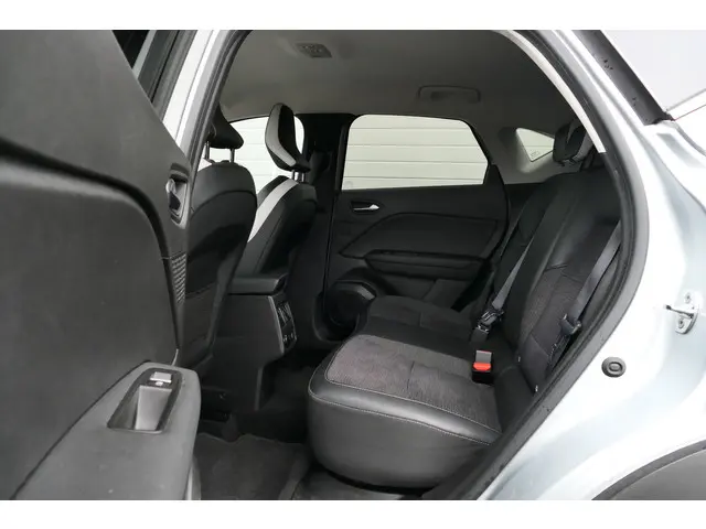 Renault Captur 1.0 TCe 100 Intens 2020 Benzine 38