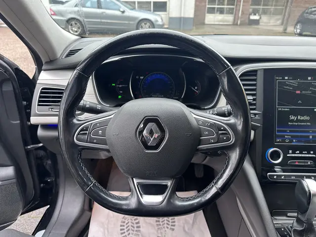 Renault Talisman Estate 1.6 TCe Limousin 2018 Benzine 18