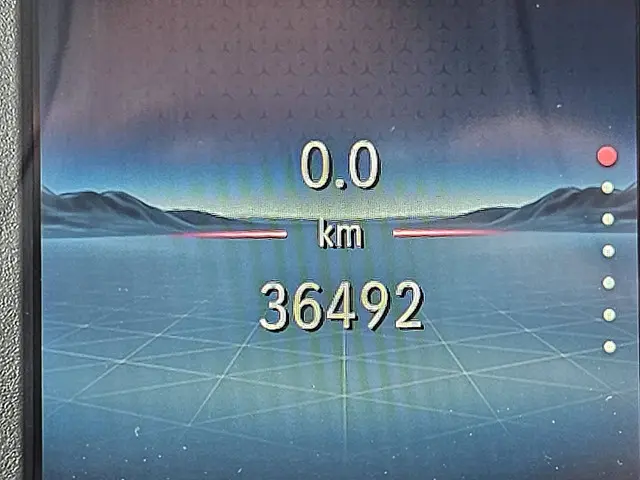 Mercedes-Benz Vito 114 2024 Diesel 8