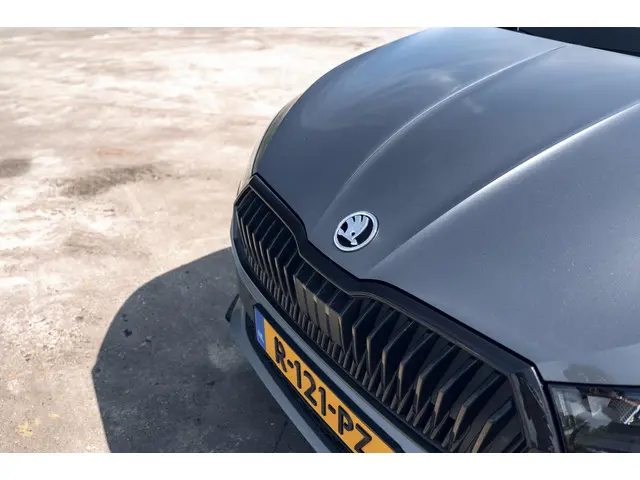 Škoda Fabia 1.0 TSI Monte Carlo 2022 Benzine 64
