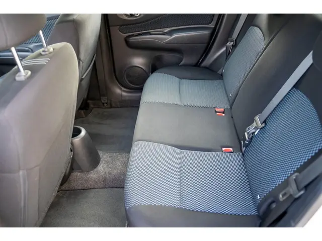 Nissan Note 1.2 Acenta 2014 Benzine 16