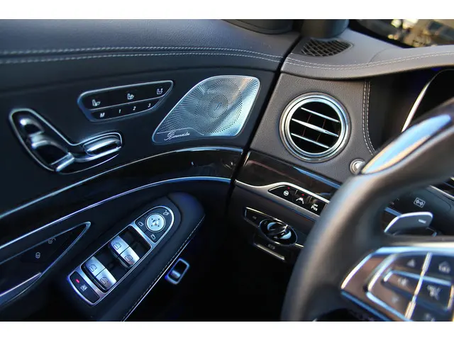 Mercedes-Benz S-Klasse 500 Lang 2014 Benzine 31