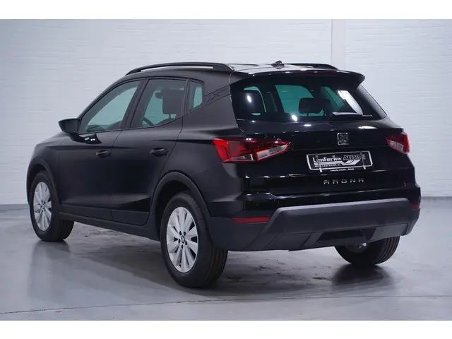SEAT Arona 3