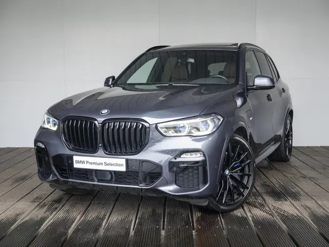 BMW X5 xDrive45e 2020 Hybride Benzine 72