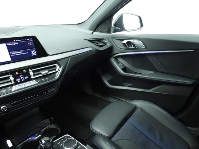 BMW 1 Serie 5-deurs 118i 2021 Benzine 37