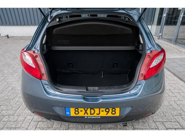 Mazda 2 1.3 TS Plus*Naviagtie*Stoelverwarming* 2014 Benzine 9