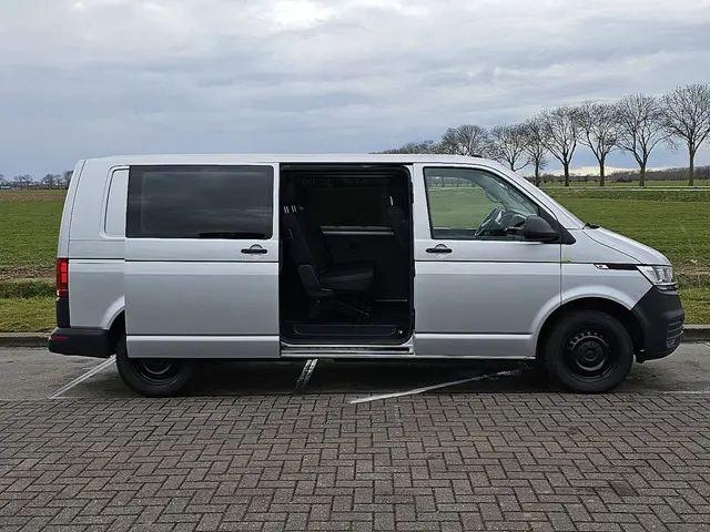 Volkswagen Transporter 2.0 TDI 2020 Diesel 15
