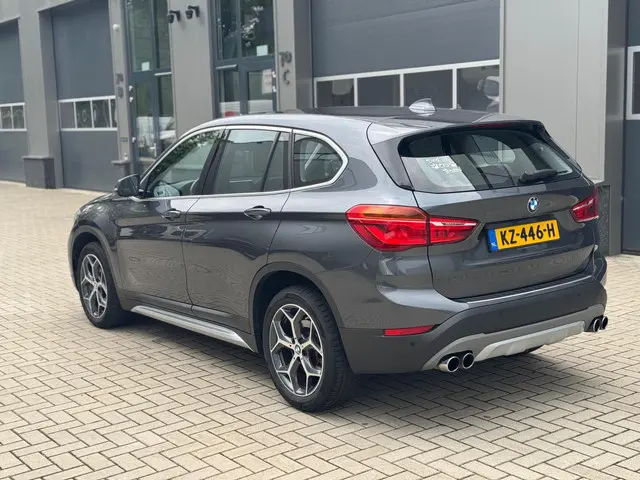 BMW X1 SDrive20i Centennial High Executive 2017 Benzine 4