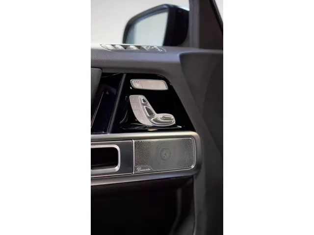 Mercedes-Benz G-Klasse 63 AMG BRABUS 2018 Benzine 23