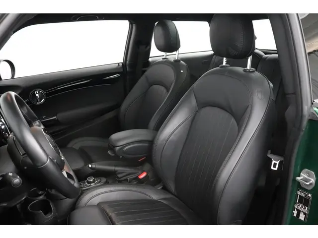 MINI Cooper 1.5 Camden Plus Edition 2023 Benzine 15