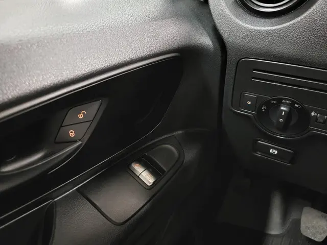Mercedes-Benz Vito 114CDI Euro 6! 2018 Diesel 11
