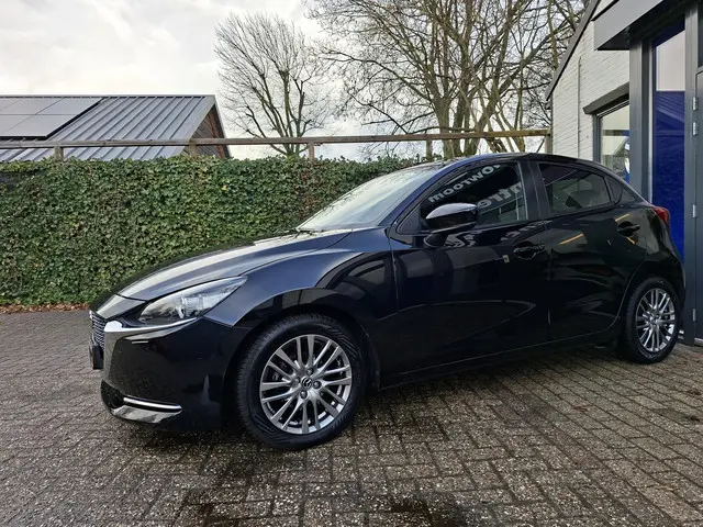 Mazda 2 1.5 Skyactiv-G Luxury 2021 Benzine