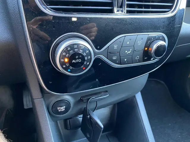 Renault Clio Estate 0.9 TCe Intens 2019 Benzine 19