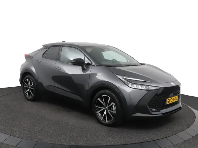 Toyota C-HR 1.8 Hybrid 140 Dynamic 2024 Hybride Benzine 13