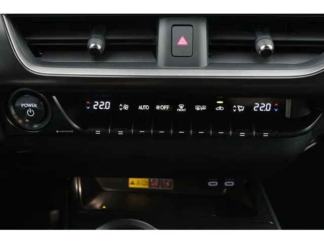 Lexus UX 300h F SPORT Design 2024 Hybride Benzine 7