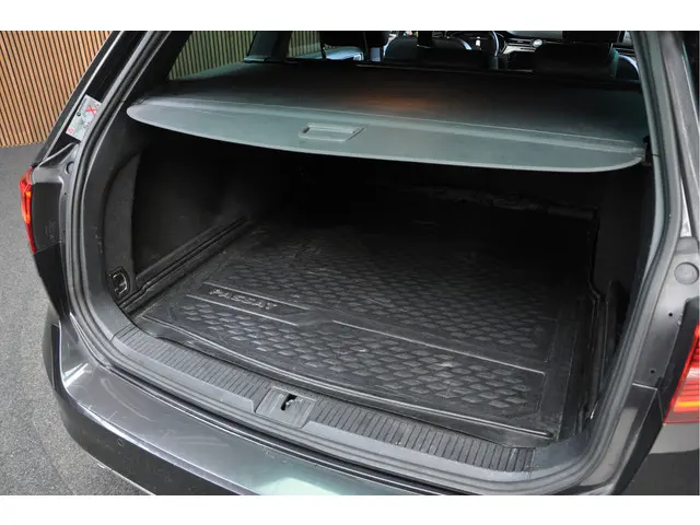 Volkswagen Passat Variant 1.4 TSI ACT 2018 Benzine 32