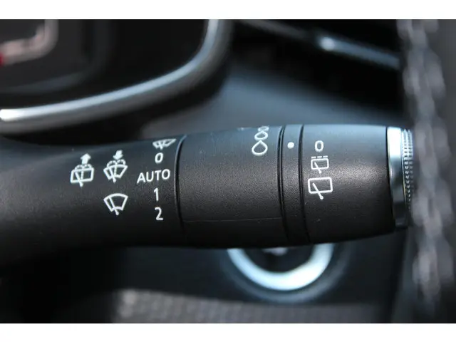 Renault Clio 1.3 TCe Intens 2020 Benzine 36