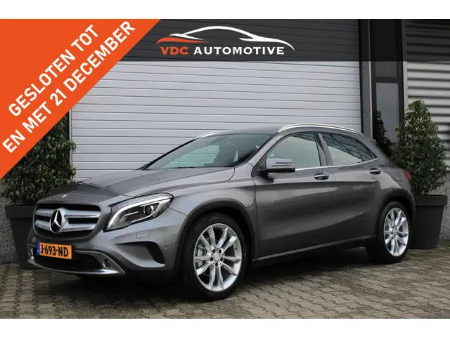 Mercedes-Benz GLA 200 2015 Benzine