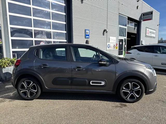 Citroën C3 1.2 PureTech Plus 2024 Benzine 9