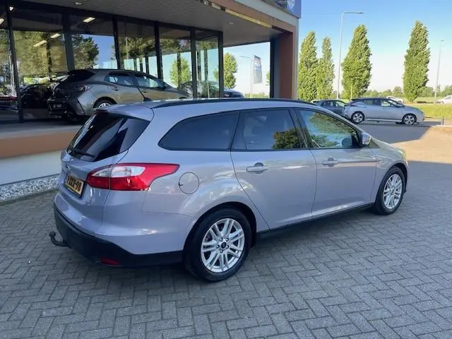 Ford Focus Wagon 1.0 EcoBoost Titanium 2013 Benzine 4