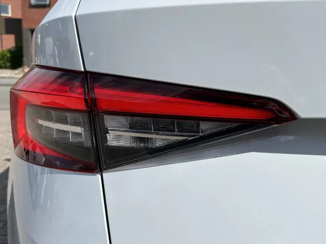 Škoda Kodiaq 1.5 TSI DSG Sportline Business 2020 Benzine 45