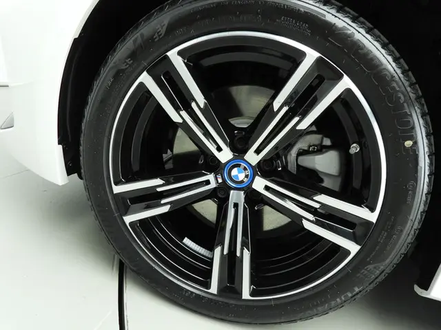 BMW 3 Serie Sedan 320e 2024 Hybride Benzine 43