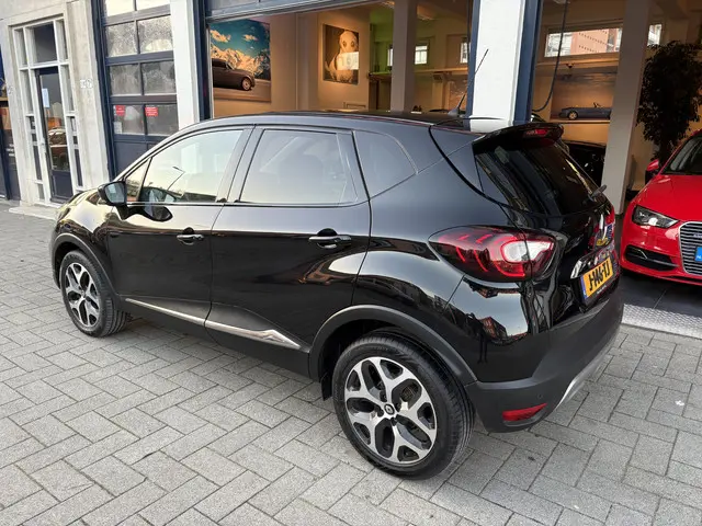 Renault Captur 1.2 TCe Bose 2019 Benzine 3