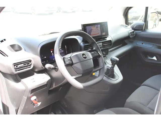 Opel Combo 1.5D 100 L2H1 2024 Diesel 20