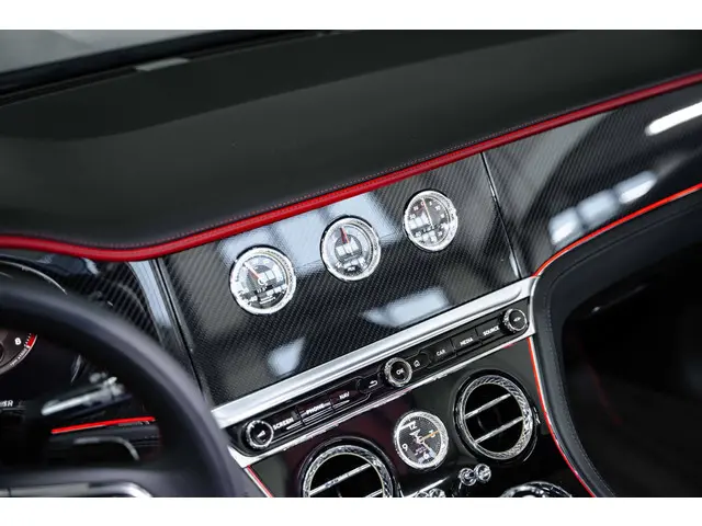 Bentley Continental GT GTC W12 Speed 2023 Benzine 32