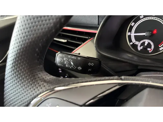 Škoda Scala 1.0 TSI Sport Business 2023 Benzine 21