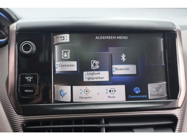 Peugeot 2008 1.6 VTi Féline 2013 Benzine 24