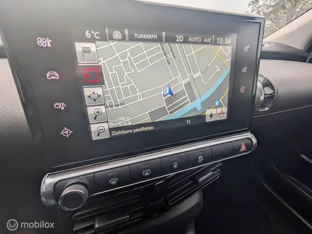 Citroën C4 Cactus 1.2 PureTech Business 2015 Benzine 13