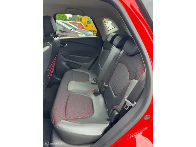 Renault Captur 1.2 TCe Helly Hansen 2015 Benzine 19