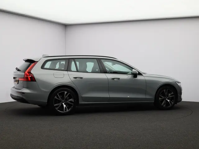 Volvo V60 B4 197PK Essential Edition 2026 Benzine 27