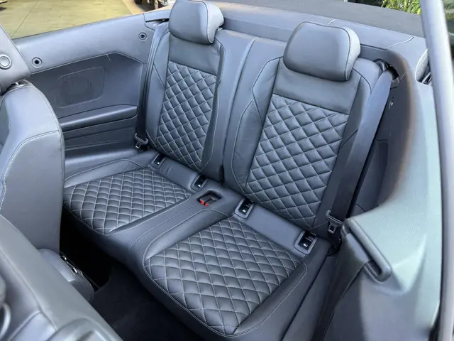 Volkswagen T-Roc Cabrio 1.5 TSI R-Line 2021 Benzine 14