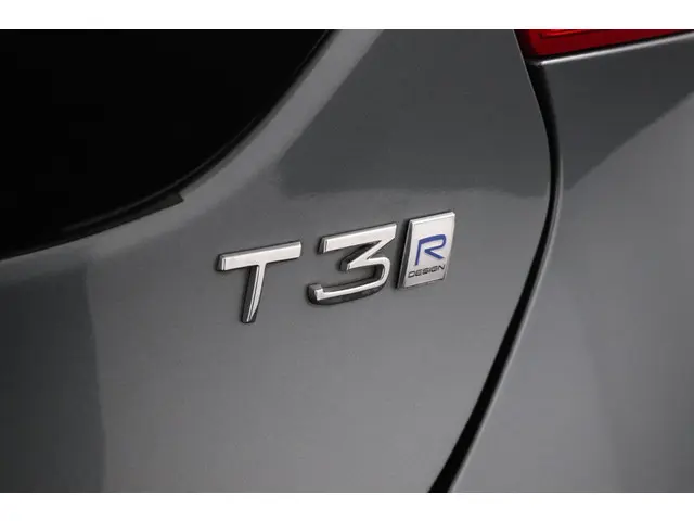 Volvo V40 1.5 T3 R-Design 2019 Benzine 54