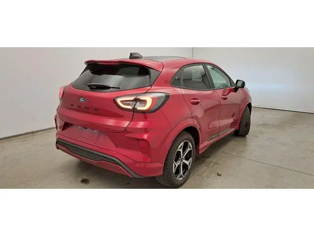 Ford Puma 1.0 EcoBoost Hybrid ST-Line X 2024 Benzine 4