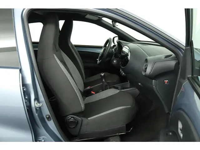 Toyota Aygo X 1.0 VVT-i MT Play 2024 Benzine 21
