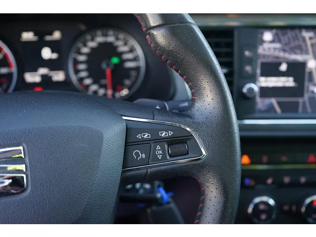 SEAT Leon ST 1.8 TSI FR Business 2014 Benzine 27