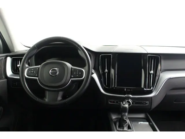 Volvo XC60 T5 Momentum Business 2019 Benzine 14