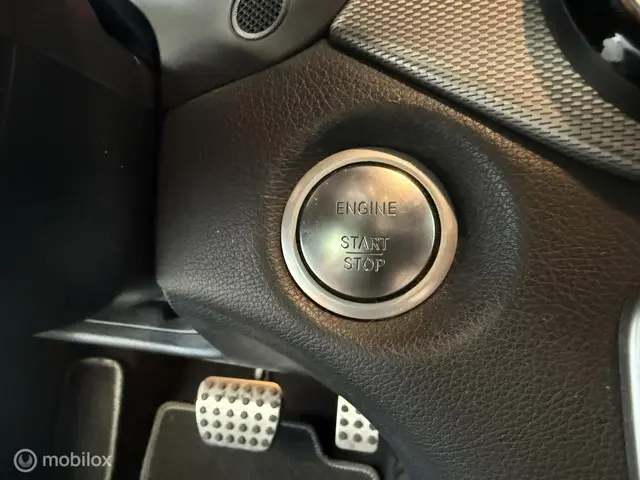 Mercedes-Benz A-Klasse 180 Edition AMG 2018 Benzine 18