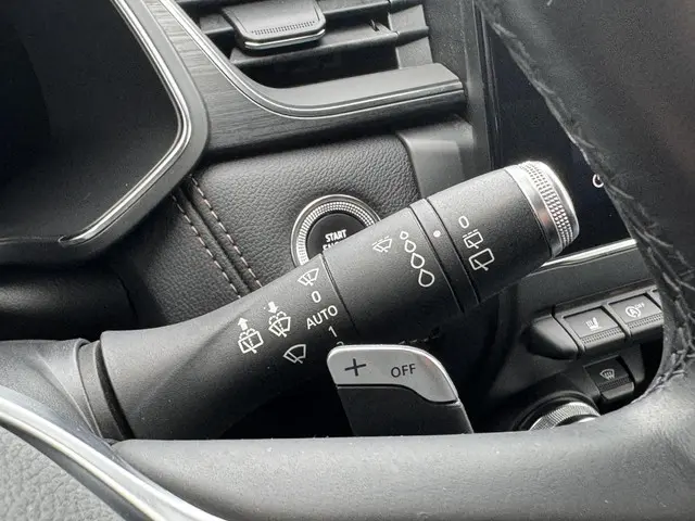 Renault Captur 1.3 TCe 130 Initiale Paris 2020 Benzine 31