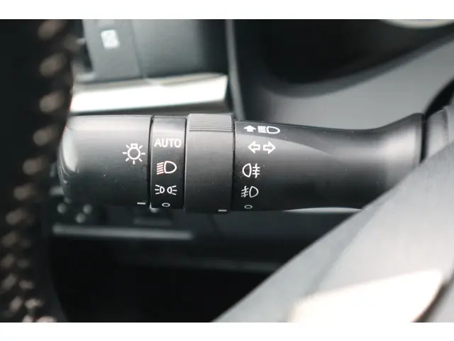 Lexus CT 200h Sport Edition 2016 Hybride Benzine 15