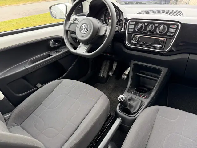 Volkswagen up! 1.0 move up! BlueMotion 2015 Benzine 14