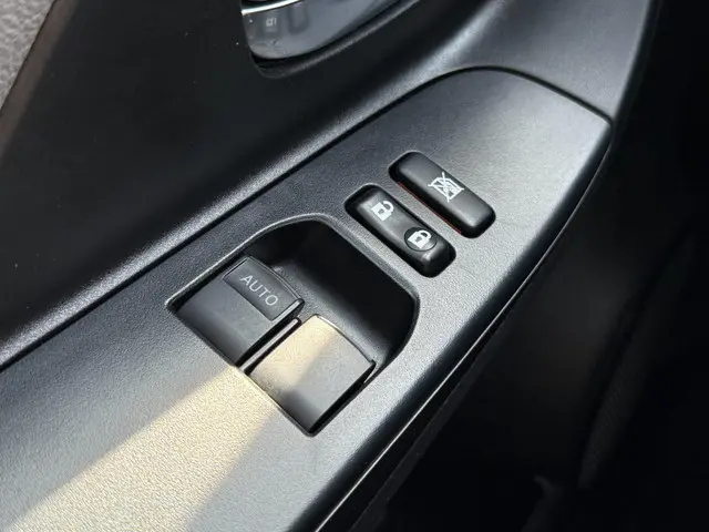Toyota Yaris 1.0 VVT-i Connect 1e eigenaar 2019 Benzine 17