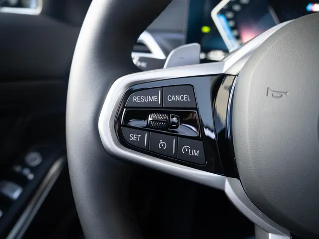 BMW 3 Serie Sedan 330e 2026 Hybride Benzine 27