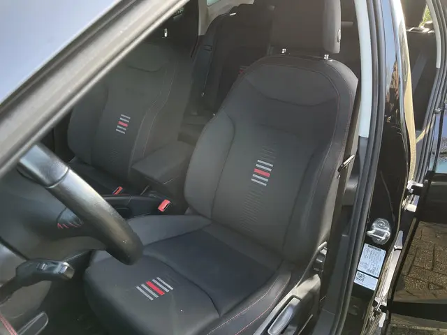 SEAT Ibiza 1.0 TSI FR Business Intense 2019 Benzine 7